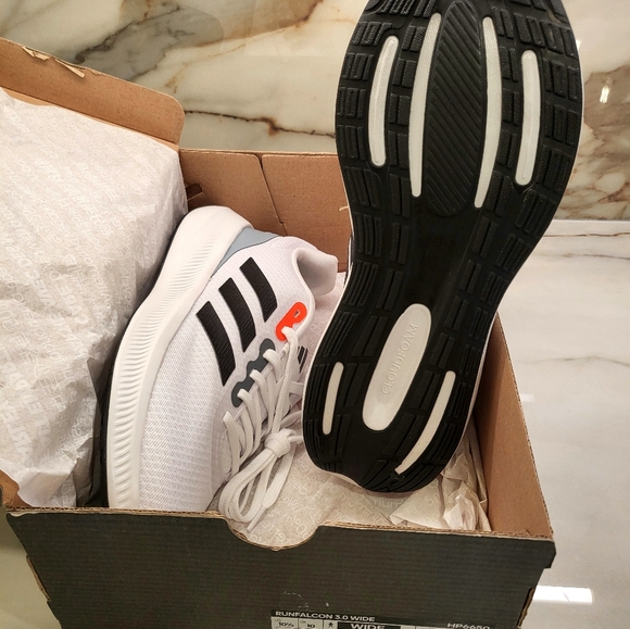 Adidas RunFalcon 3.0 Wide Cloud Foam mid sole - Picture 2 of 8